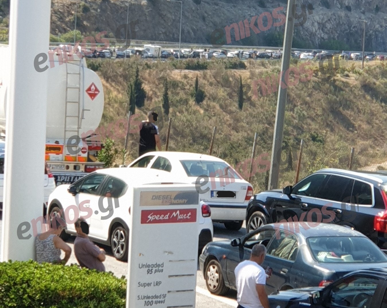 Τροχαίο στην σήραγγα Αρτεμισίου – Δύο τραυματίες – ΦΩΤΟ αναγνώστη