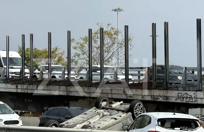 Νέο Φάληρο: Καραμπόλα 3 αυτοκινήτων στην παραλιακή – ΦΩΤΟ