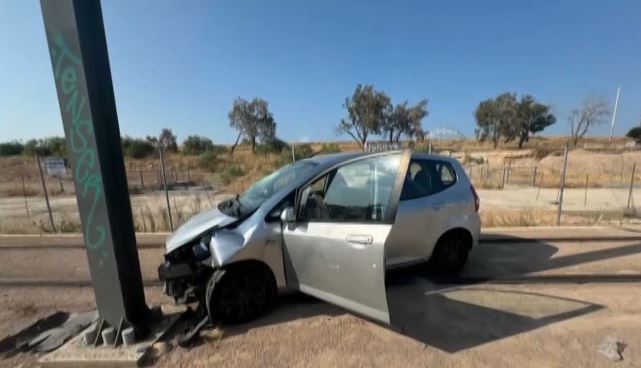 Λεωφόρος Ποσειδώνος: Νεκρή 27χρονη σε τροχαίο δυστύχημα – Προσέκρουσε σε κολώνα