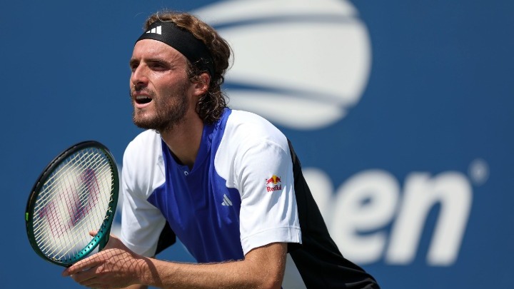 Τσιτσιπάς – Μίλερ 2-0: Νίκη και πρόκριση στους «16» του τουρνουά της Σανγκάης – Αντίπαλος του ο Μεντβέντεφ