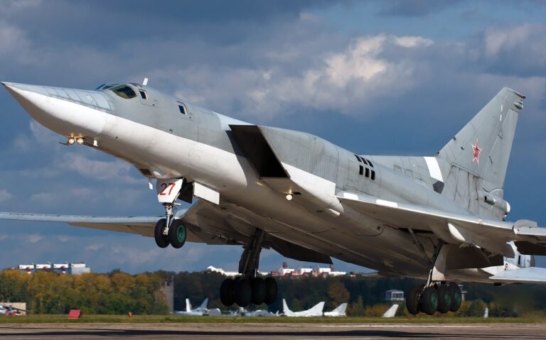 Σιβηρία: Συνετρίβη στρατηγικό βομβαρδιστικό της Ρωσίας – Ένας νεκρός