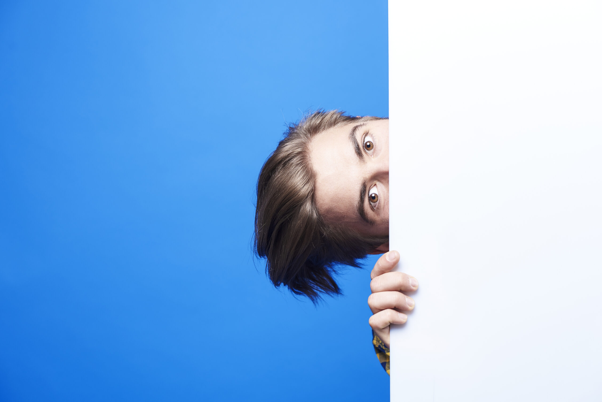 Μάθε από πού βγήκε η φράση «Και οι τοίχοι έχουν αυτιά»