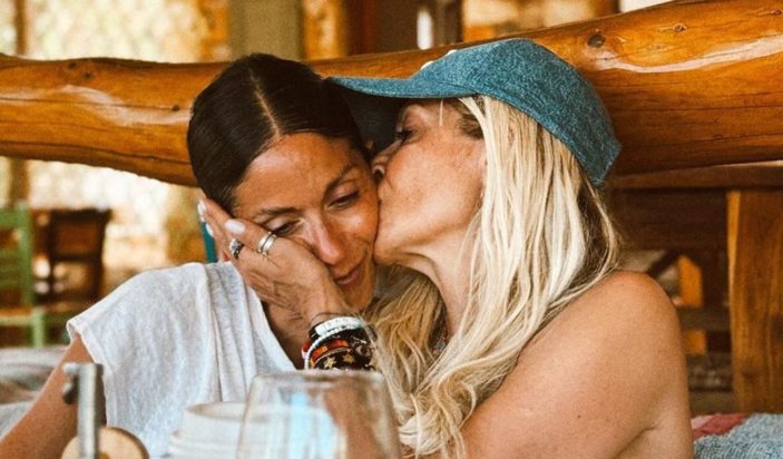 Άννα Βίσση Σοφία Καρβέλα