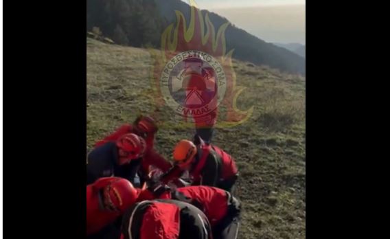 Όλυμπος: Καρέ – καρέ η επιχείρηση διάσωσης τραυματία κοντά στο καταφύγιο «Σπήλιος Αγαπητός»