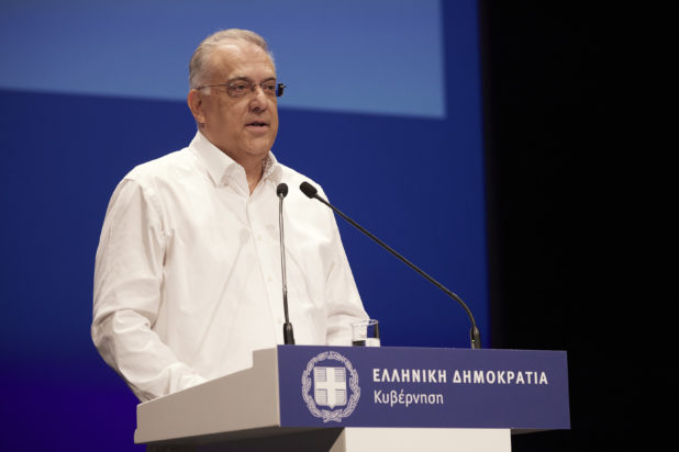 Τάκης Θεοδωρικάκος