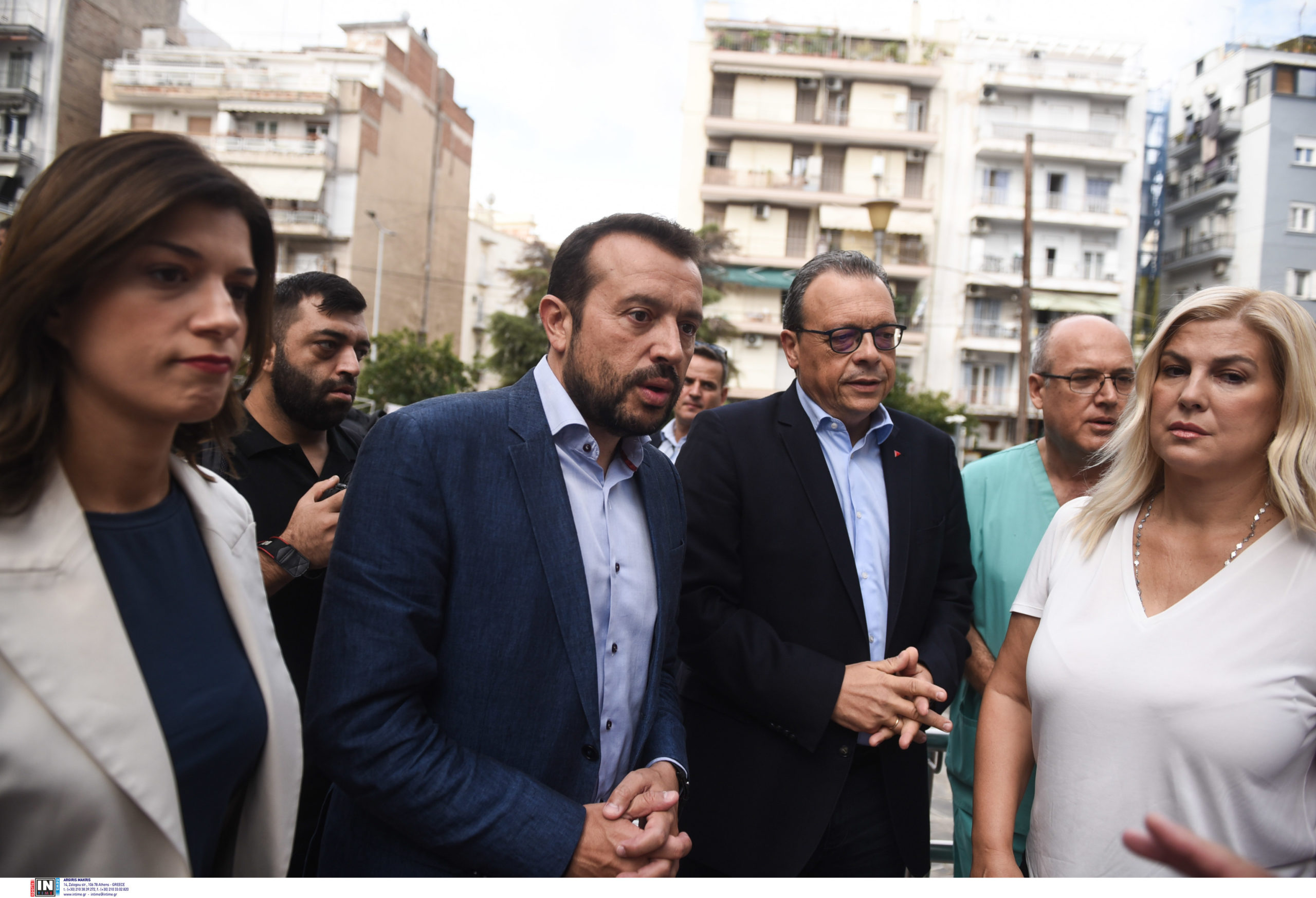 ΕΠΙΣΚΕΨΗ ΤΟΥ ΠΡΟΕΔΡΟΥ ΤΗΣ ΚΟ ΤΟΥ ΣΥΡΙΖΑ-ΠΣ ΣΤΟ ΘΕΑΓΕΝΕΙΟ ΑΝΤΙΚΑΡΚΙΝΙΚΟ ΝΟΣΟΚΟΜΕΙΟ ΘΕΣΣΑΛΟΝΙΚΗΣ