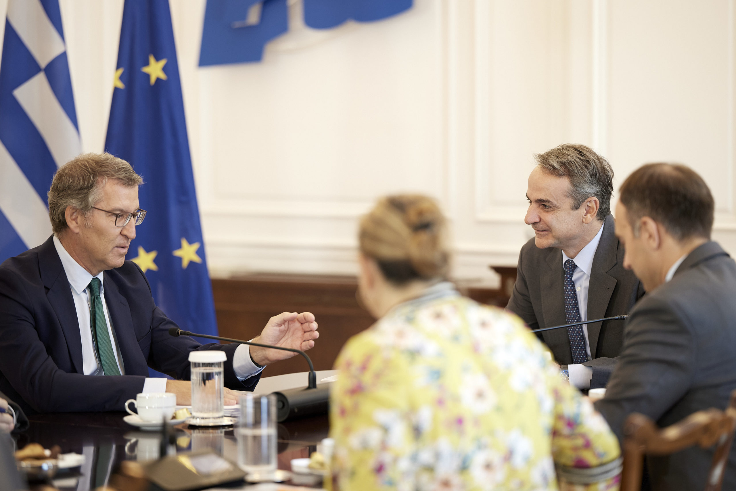 ΣΥΝΑΝΤΗΣΗ ΤΟΥ ΠΡΩΘΥΠΟΥΡΓΟΥ ΚΥΡΙΑΚΟΥ ΜΗΤΣΟΤΑΚΗ ΜΕ TON ALBERTO FEIJOO - ΠΡΟΕΔΡΟ ΤΟΥ PARTIDO POPULAR