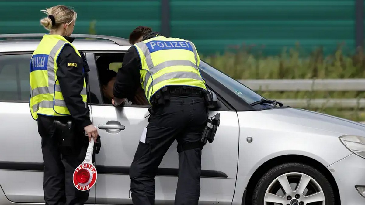 Αθήνα: Αγωνία για το κλείσιμο των συνόρων από την Γερμανία – Τι αλλάζει από σήμερα