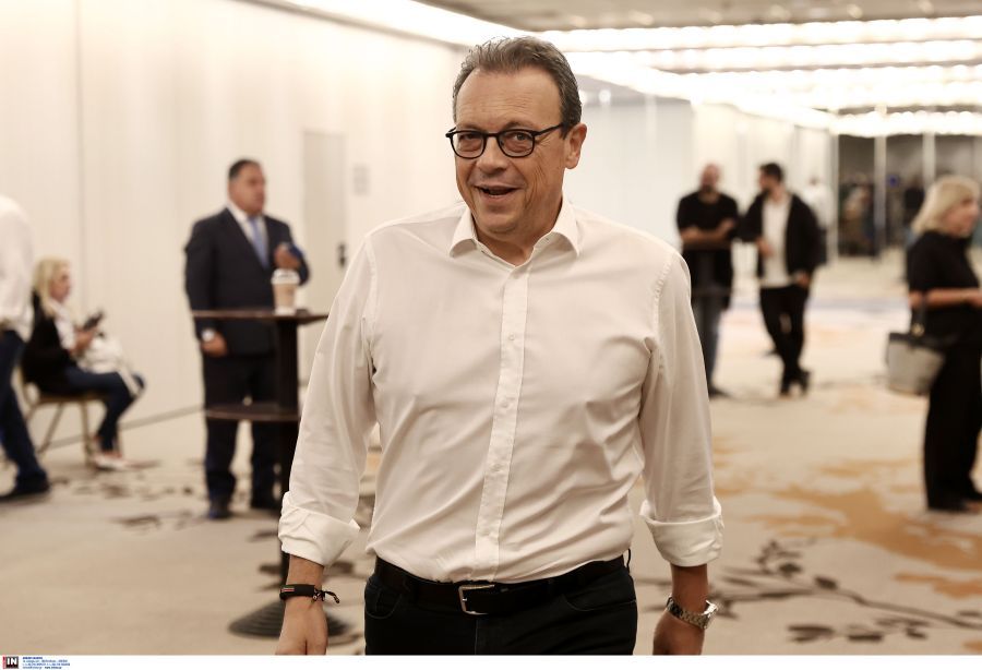 Φάμελλος: «Χρειαζόμαστε πολιτικό σχέδιο, χωρίς αρχηγισμούς, ΕΓΩ και παραφωνίες» – Η επίθεση στον Στέφανο Κασσελάκη