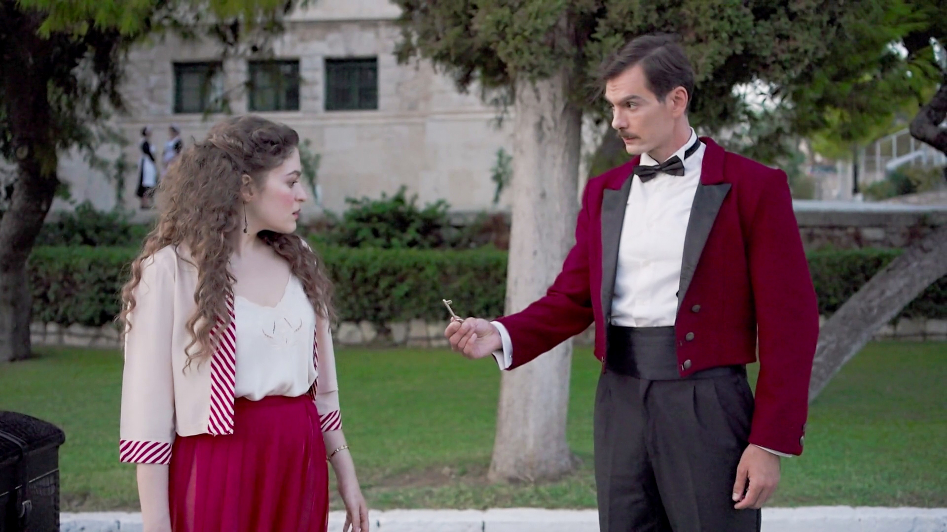 «Grand Hotel»: Πέτρος και Αλίκη συνεργάζονται για να ανακαλύψουν την αλήθεια για την Βασιλική