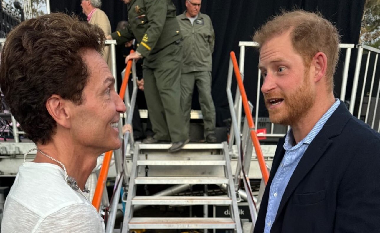 Η αμήχανη στιγμή που μπέρδεψαν τον Πρίγκιπα Χάρι με τον… Πρίγκιπα Ουίλιαμ – Η επική γκάφα που αναρτήθηκε στο Instagram