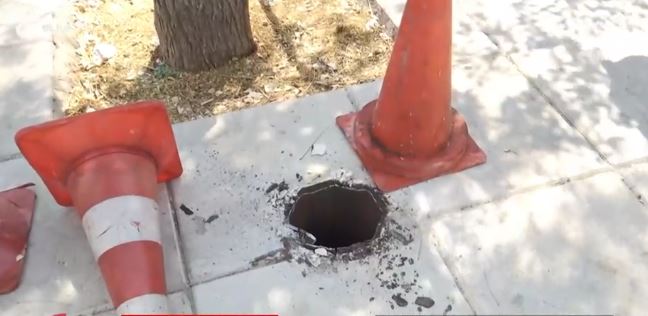 Νέα Φιλαδέλφεια: Βίντεο – ντοκουμέντα από τη στιγμή που ο στύλος πέφτει και τραυματίζει την 14χρονη – Συστάθηκε Επιτροπή διερεύνησης του ατυχήματος