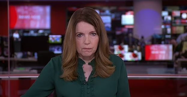 ΠΑΡΟΥΣΙΑΣΤΡΙΑ