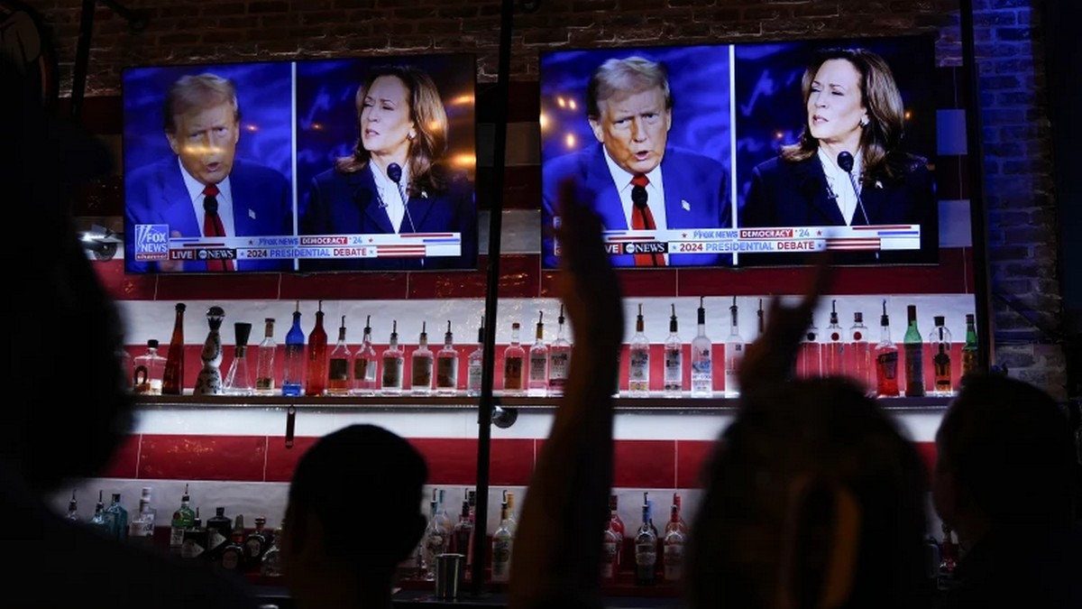 Debate: Οι μετανάστες «τρώνε γάτες και σκύλους», διατείνεται ο Τραμπ