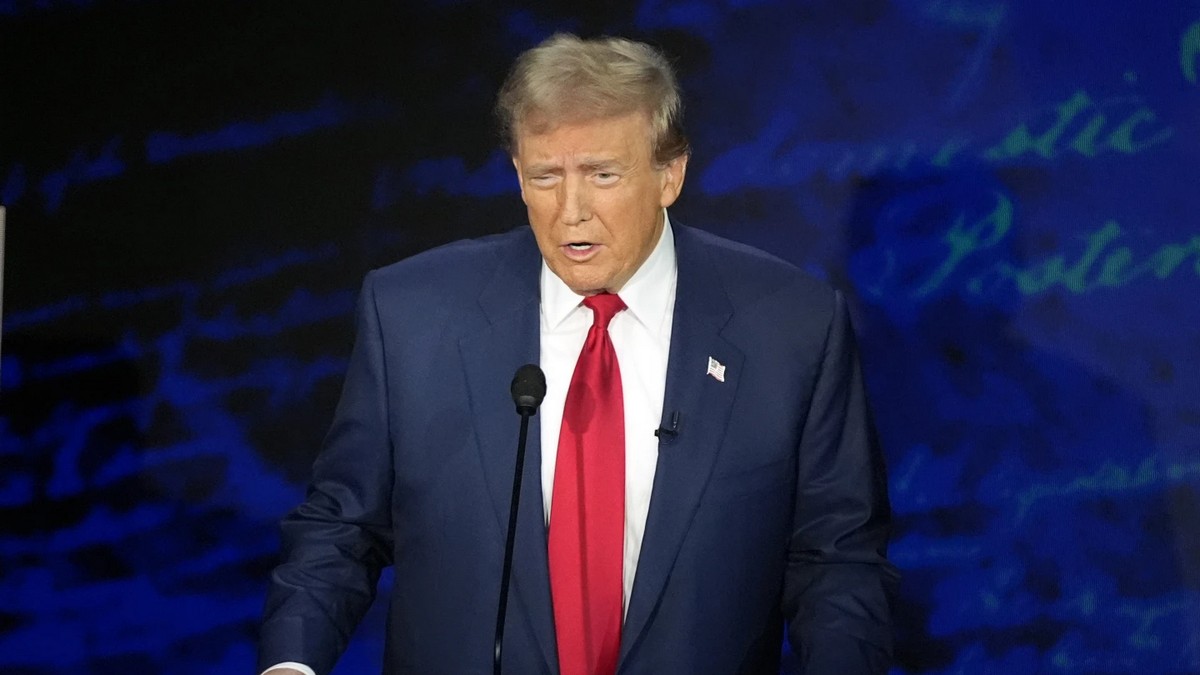 Debate: «Μιλάω εγώ», πέταξε ο Ντόναλντ Τραμπ στην Κάμαλα Χάρις