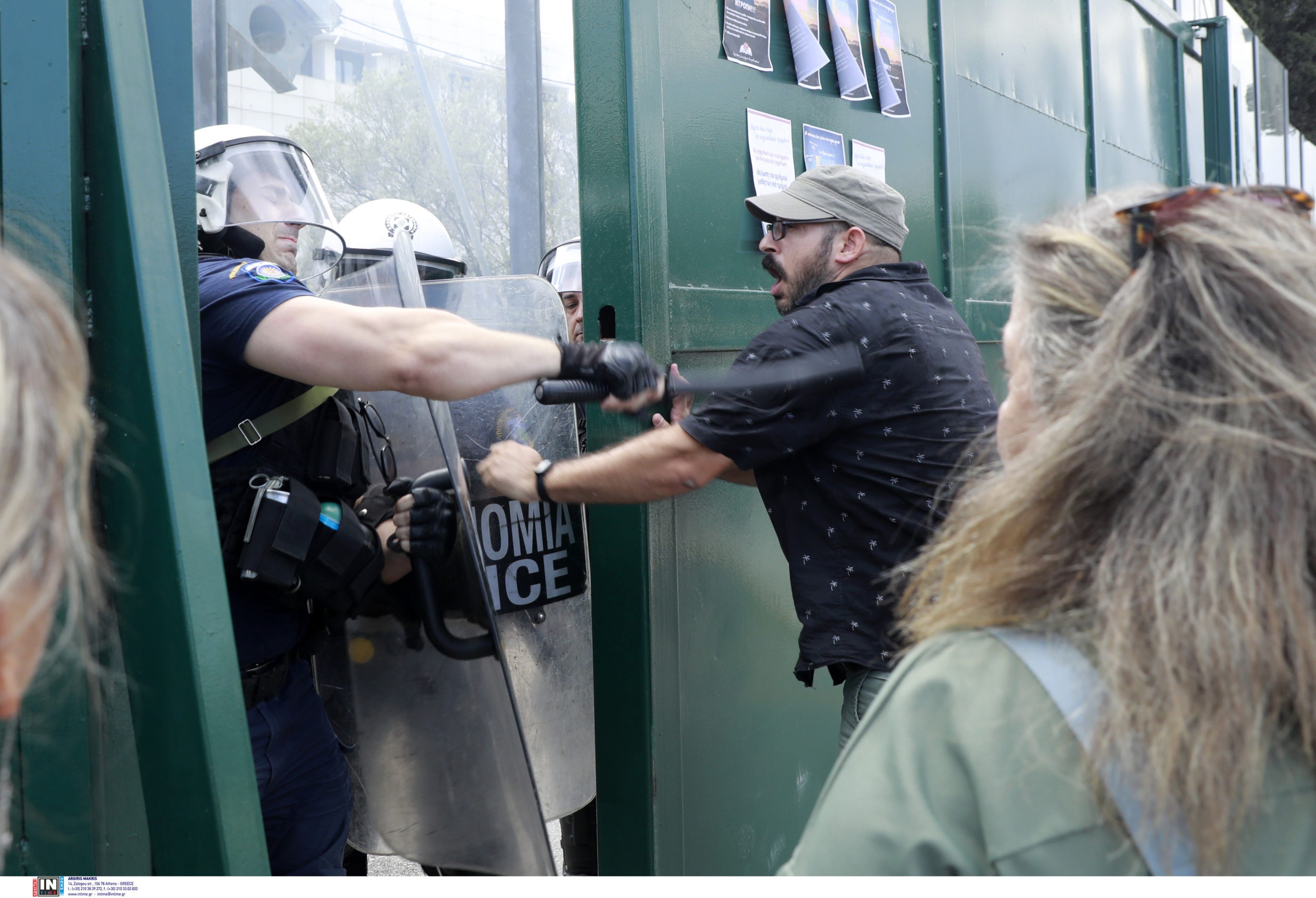εκπαιδευτικοί- ένταση