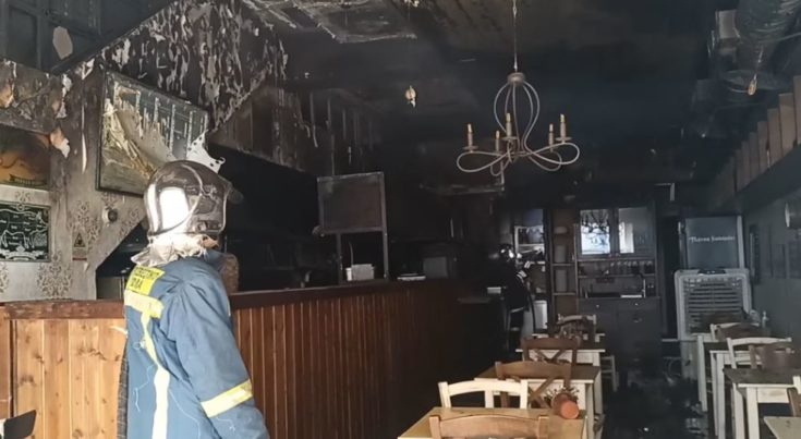 Φωτιά σε ψητοπωλείο στο Χαλάνδρι
