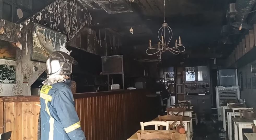 Φωτιά σε ψητοπωλείο στο Χαλάνδρι