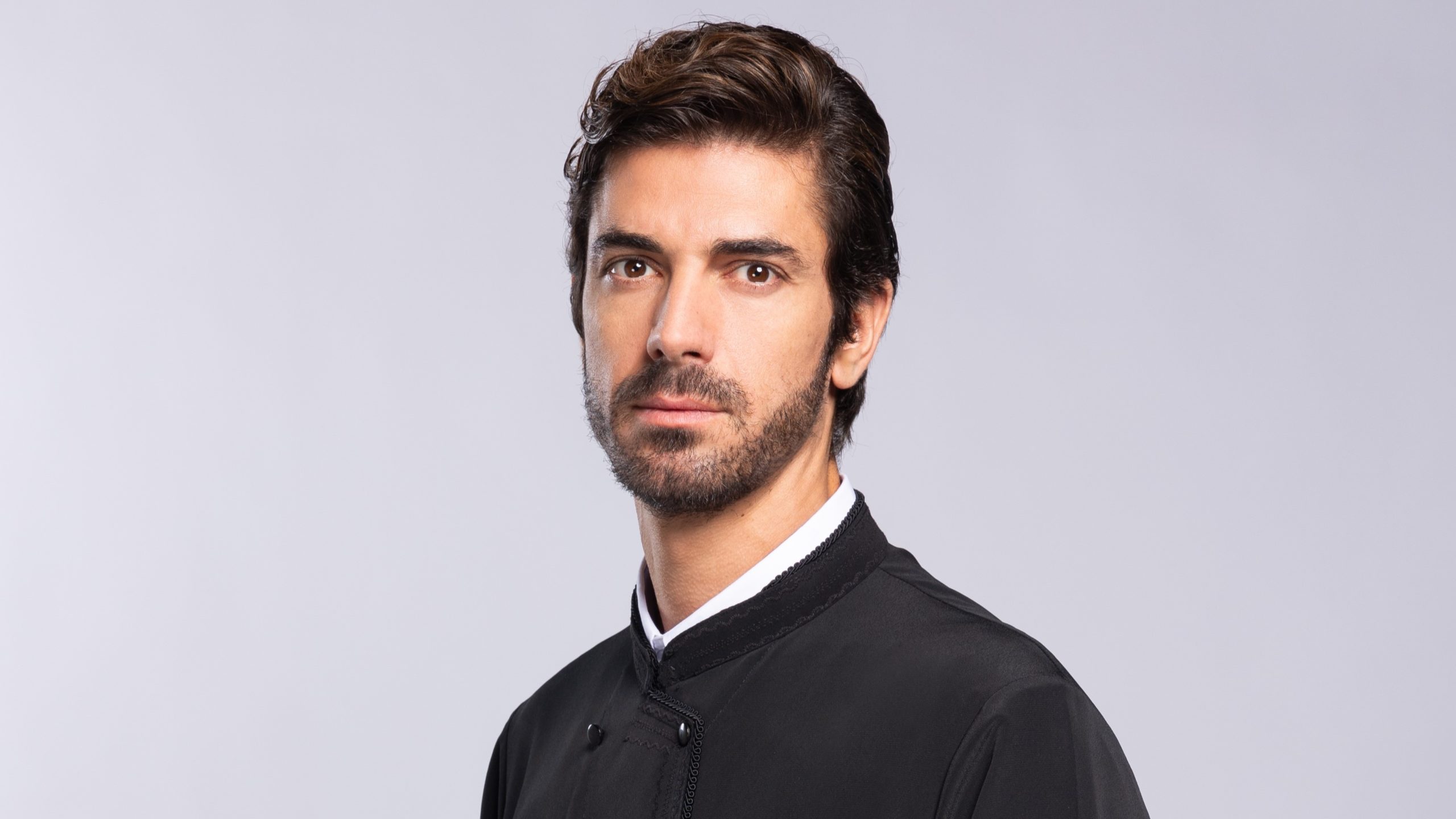 Δημήτρης Γκοτσόπουλος: «Μέχρι τα 13 μου σκεφτόμουν τη Θεολογία»