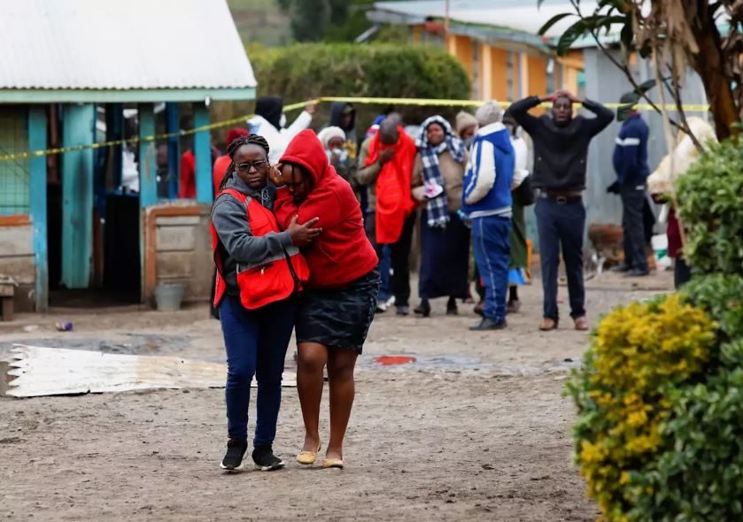 Κένυα: 21 νεκροί από την πυρκαγιά σε σχολικό κοιτώνα – Δεκάδες μαθητές αγνοούνται