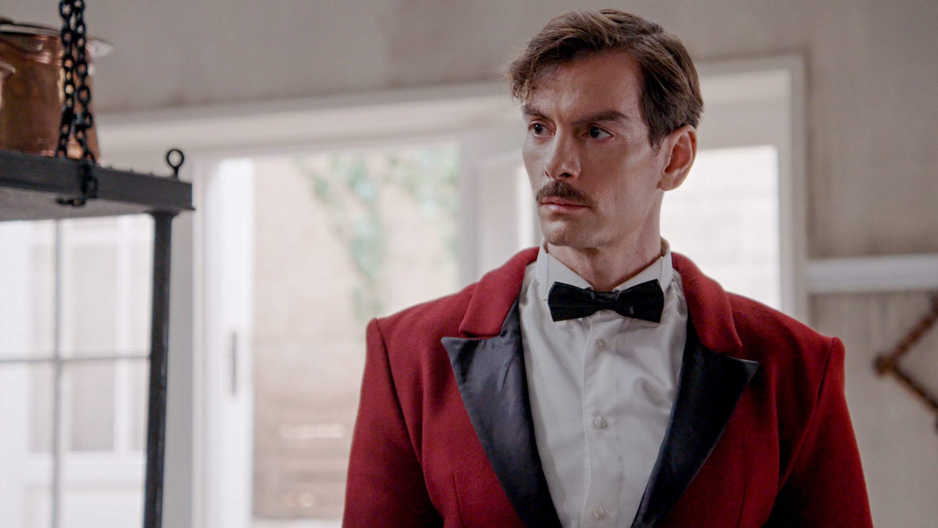 Grand Hotel: Η Αλίκη και ο Πέτρος βρίσκονται όλο και πιο κοντά στον δολοφόνο – Τι θα δούμε απόψε