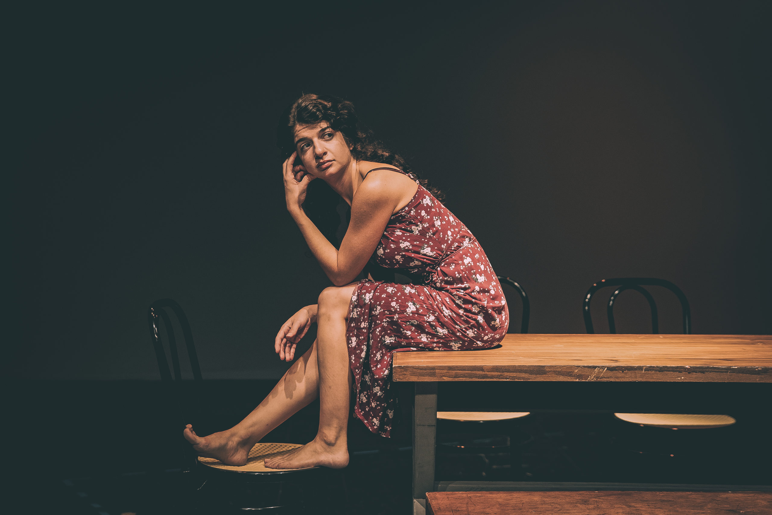 Άννα Λουιζίδη: Η Φρόσω από τις “Ψυχοκόρες” κάνει πρόβες για το θεατρικό της ντεμπούτο