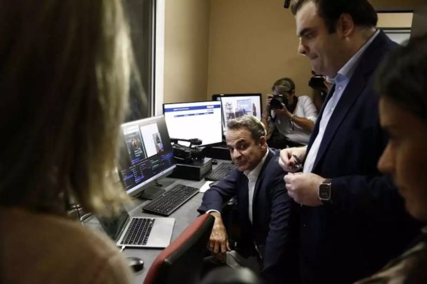 Μητσοτάκης Ψηφιακό Φροντιστήριο