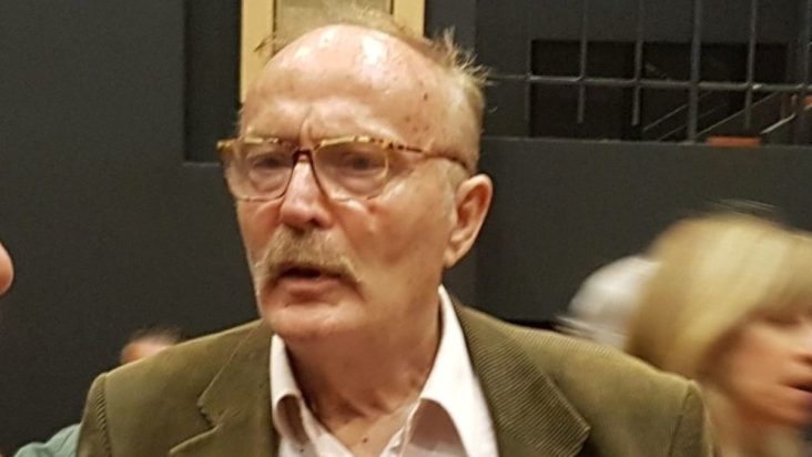 Ντίνος Καρύδης