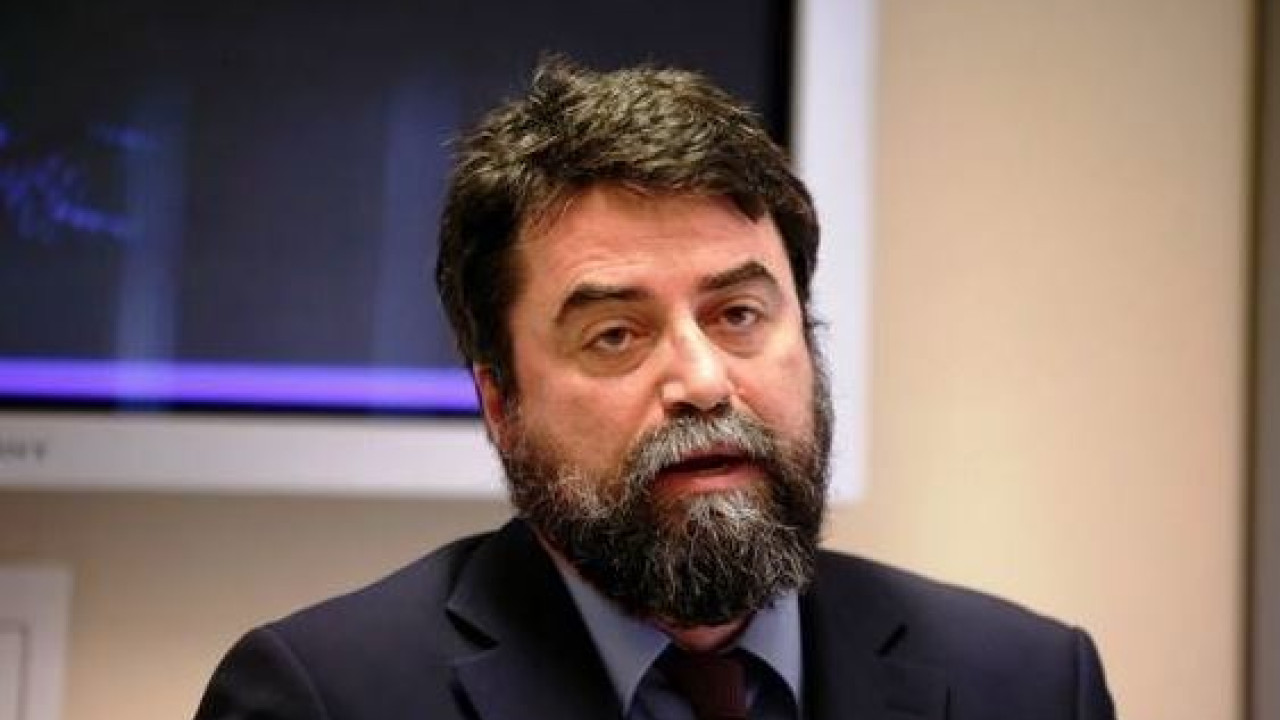 Βασίλης Οικονόμου: «Ζητάτε να σας πω “κάντε τον σταυρό σας και μπείτε στα τρένα”; – Δεν είμαι υπεύθυνος σε ένα διαλυμένο σύστημα»