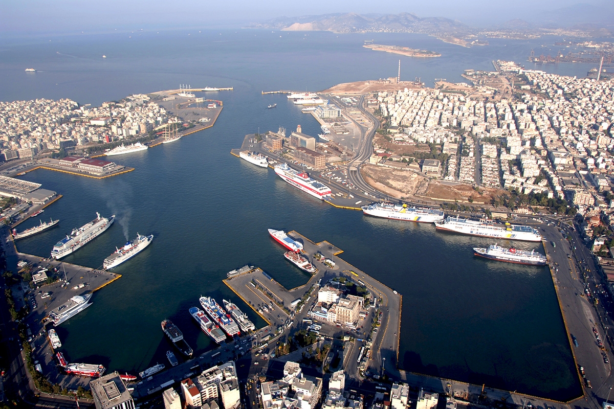 Συναγερμός στον Πειραιά: Απειλή για βόμβα στο λιμάνι