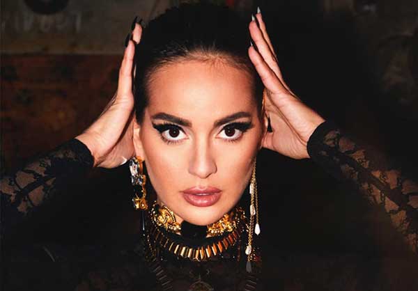 Ρία Ελληνίδου: Κυκλοφόρησε το νέο της τραγούδι- Βίντεο