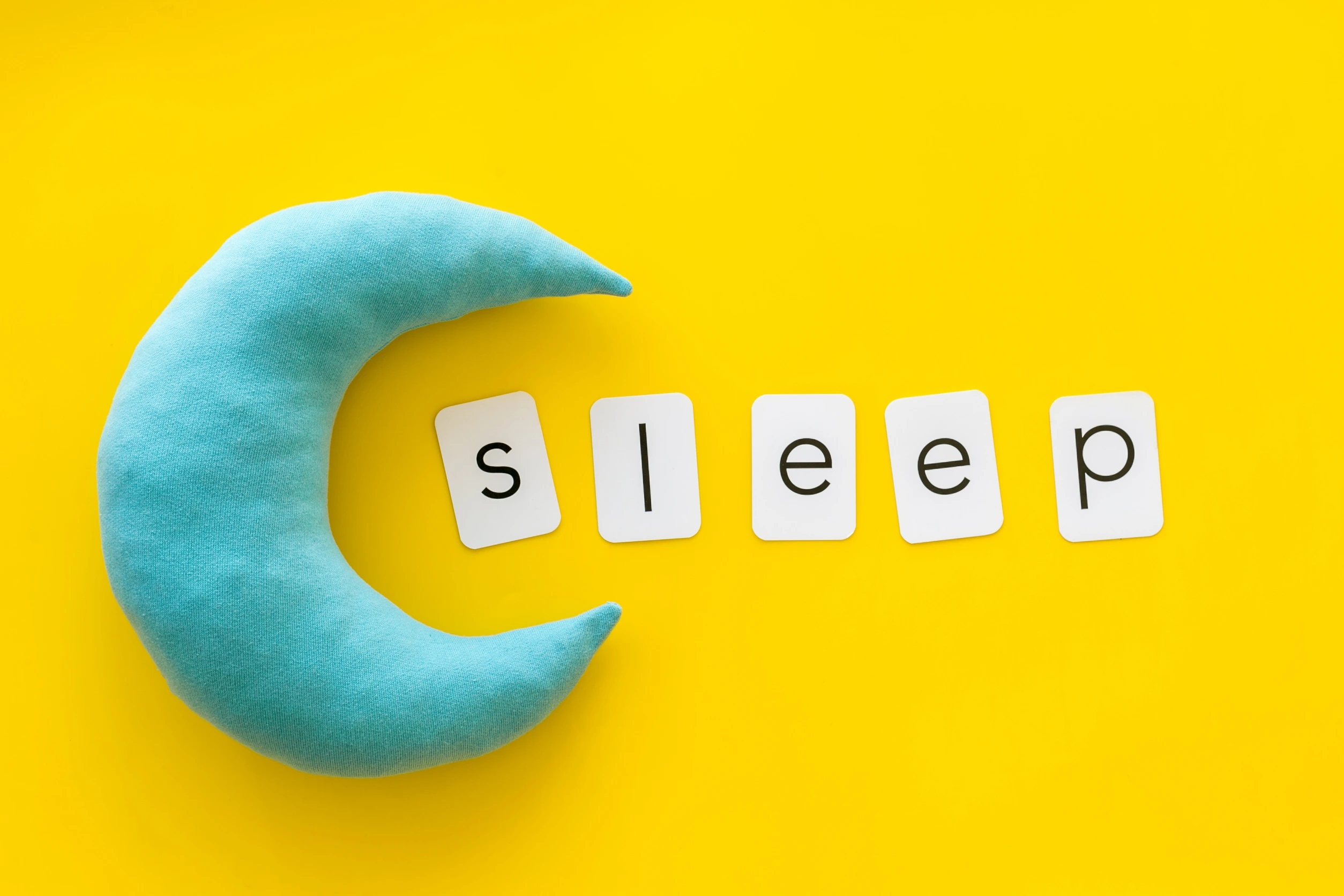 Πώς να βοηθήσετε το παιδί σας να μην ξυπνάει μέσα στη νύχτα