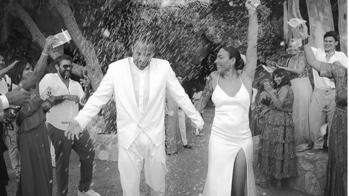 Ευρυδίκη Βαλαβάνη: Το «Πενήντα – Πενήντα», ο Πέτρος Φιλιππίδης και το δίλημμα λίγο πριν από τον γάμο