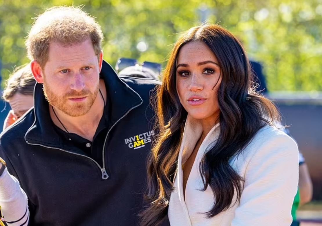 Πρίγκιπας Χάρι: Τι θα σήμαινε η επιστροφή του στα βασιλικά καθήκοντα και πώς θα αντιδρούσε η Μέγκαν Μαρκλ