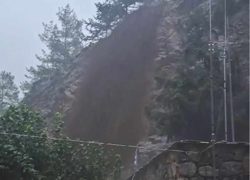 Φαράγγι Σαμαριάς- χείμαρρος