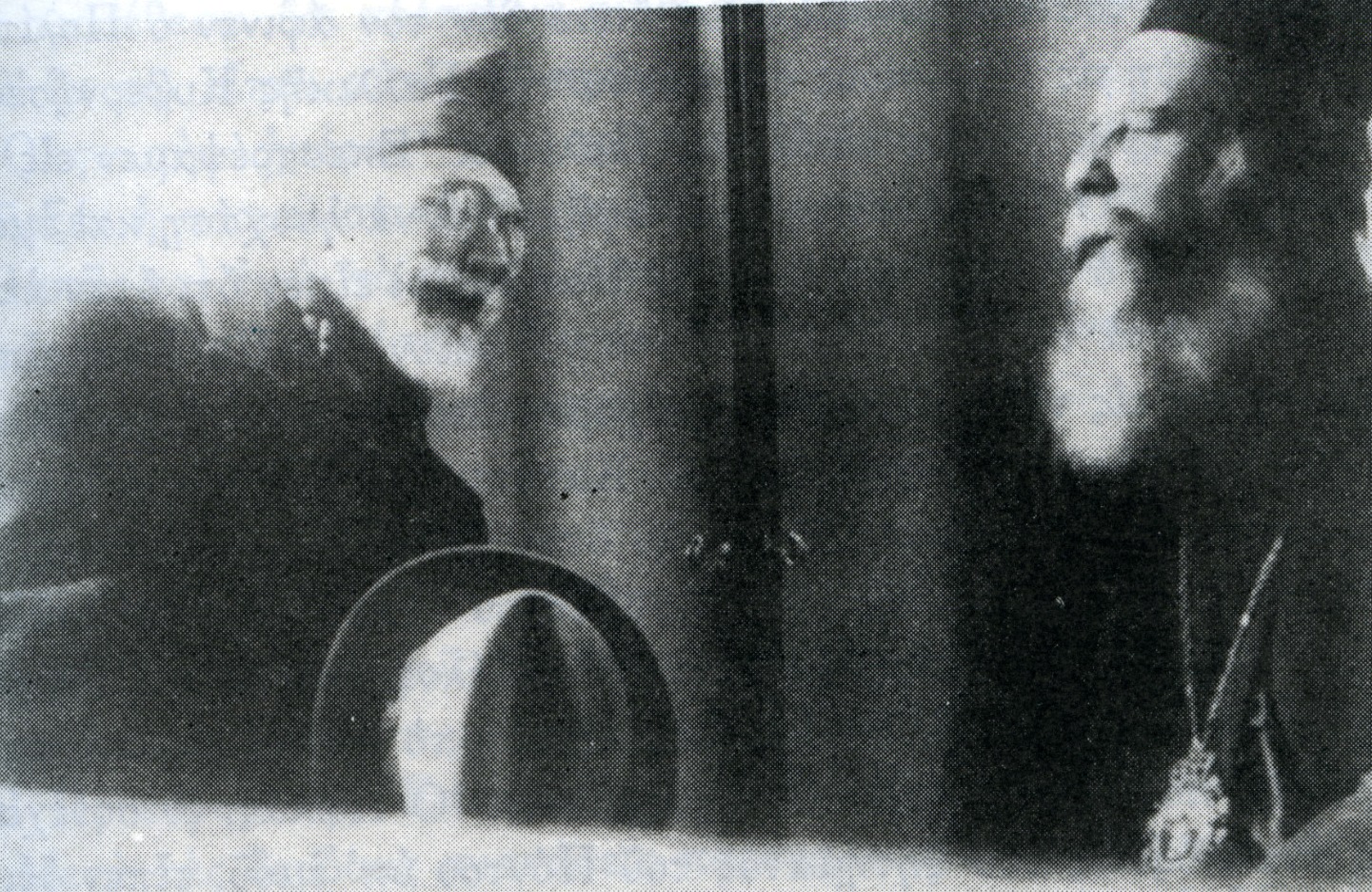 Με τον πρωθυπουργό Βενιζέλο στο Παρίσι, στη Συνδιάσκεψη Ειρήνης