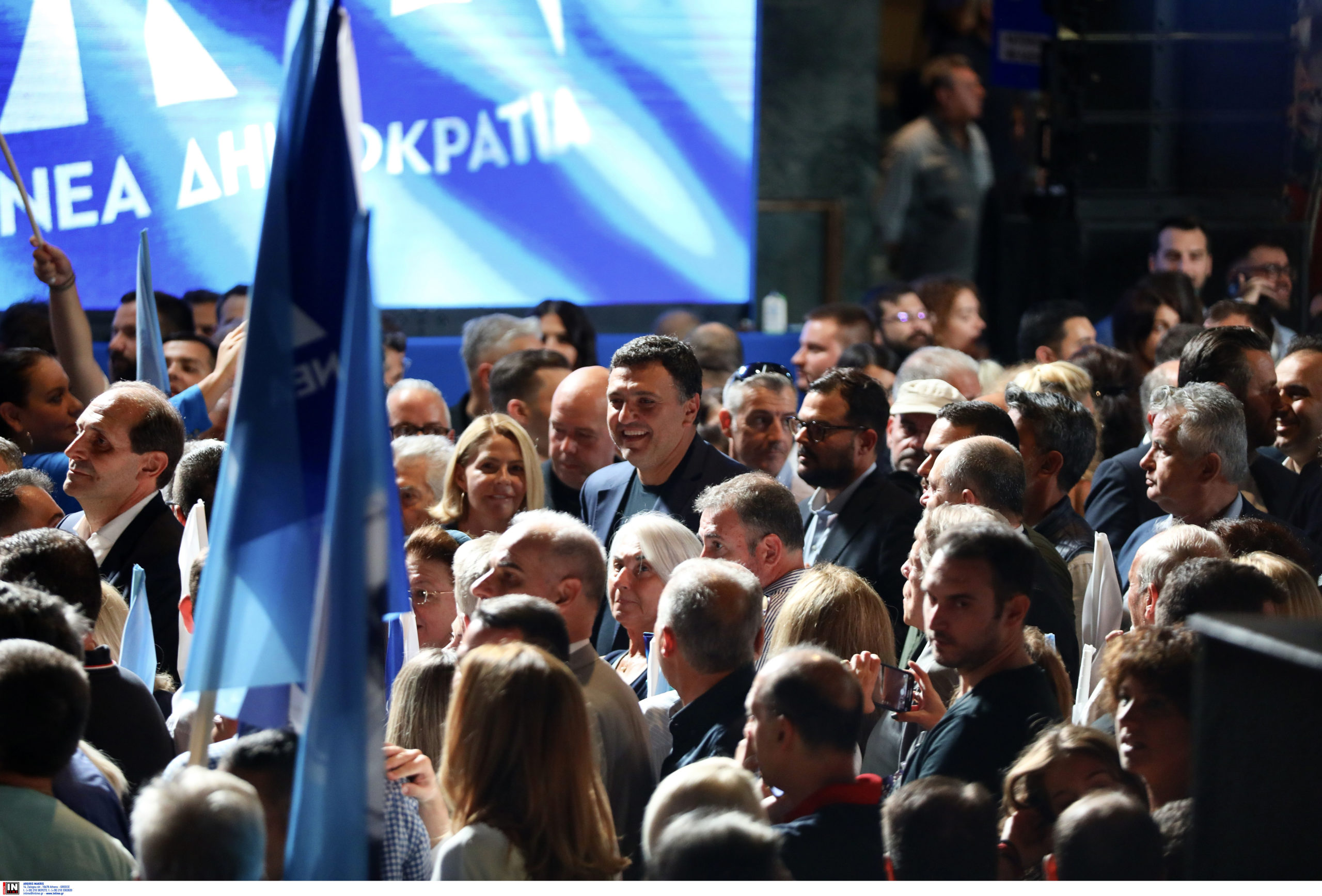 Τα «πηγαδάκια» στην εκδήλωση για τα 50 χρόνια της ΝΔ στη Ρηγίλλης – ΦΩΤΟ και ΒΙΝΤΕΟ