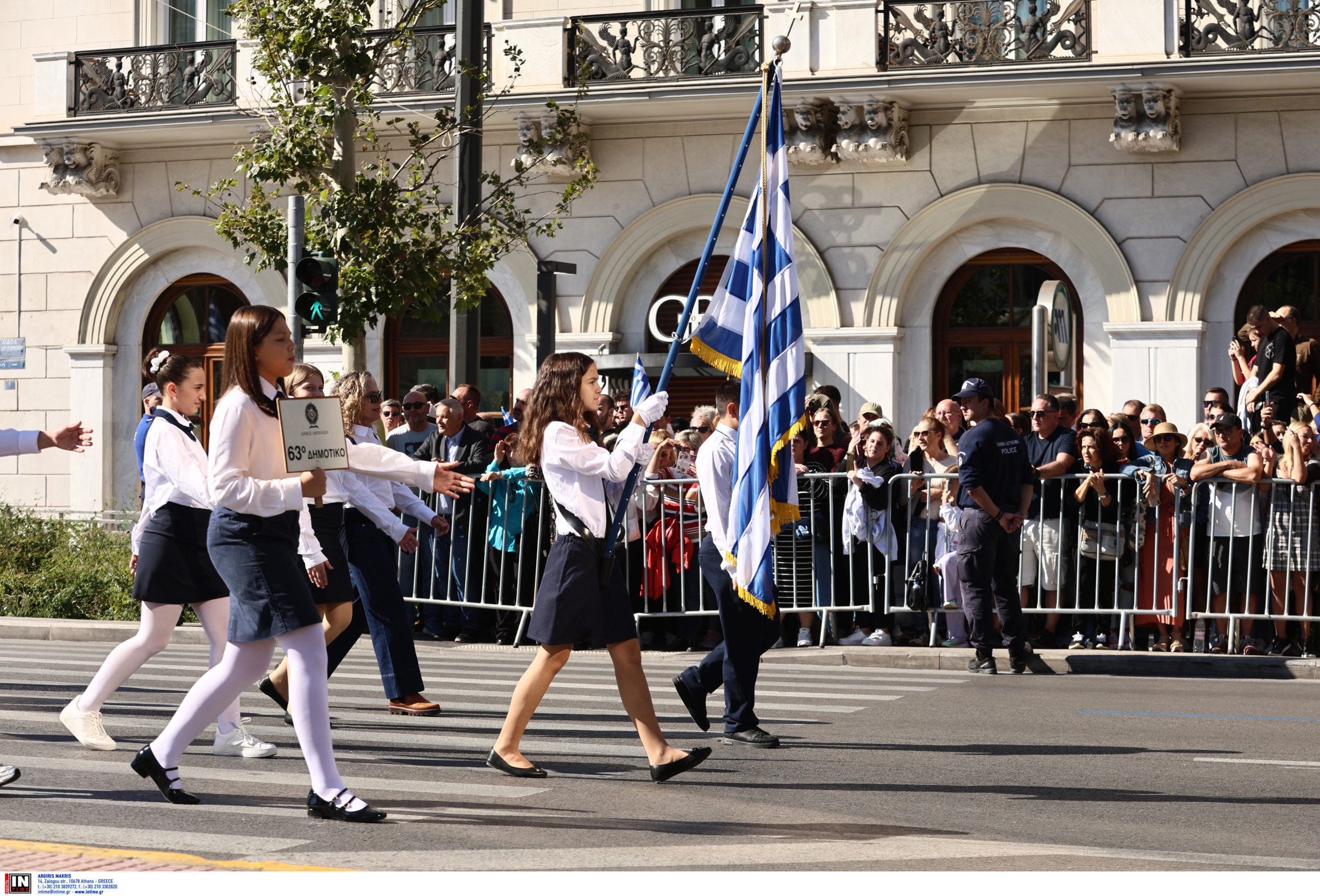 28η Οκτωβρίου: Σε εξέλιξη η μαθητική παρέλαση στην Αθήνα – Σε ισχύ οι κυκλοφοριακές ρυθμίσεις – Δείτε φωτογραφίες