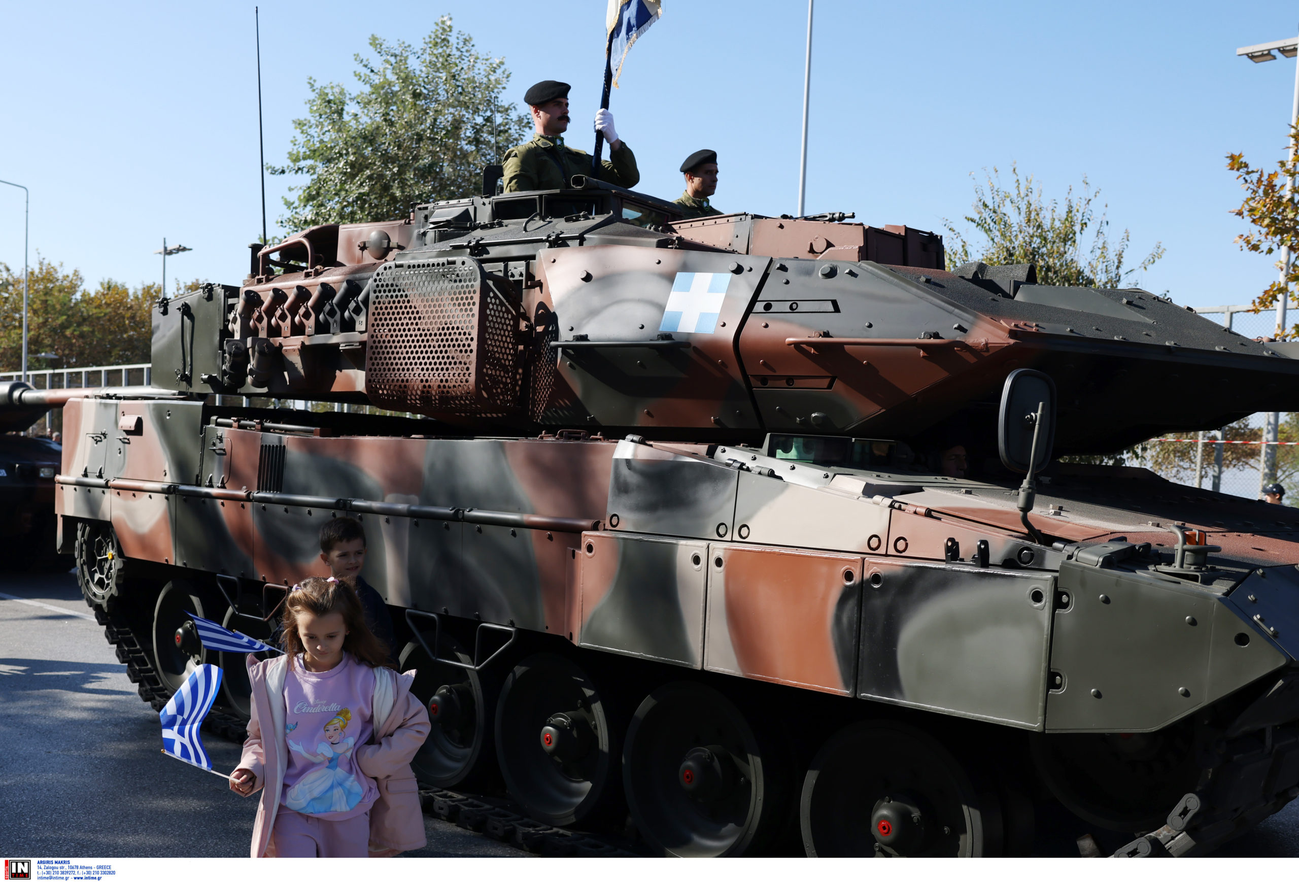 28η Οκτωβρίου: Η επιβλητική στρατιωτική παρέλαση στην Θεσσαλονίκη μέσα από φωτογραφίες και βίντεο