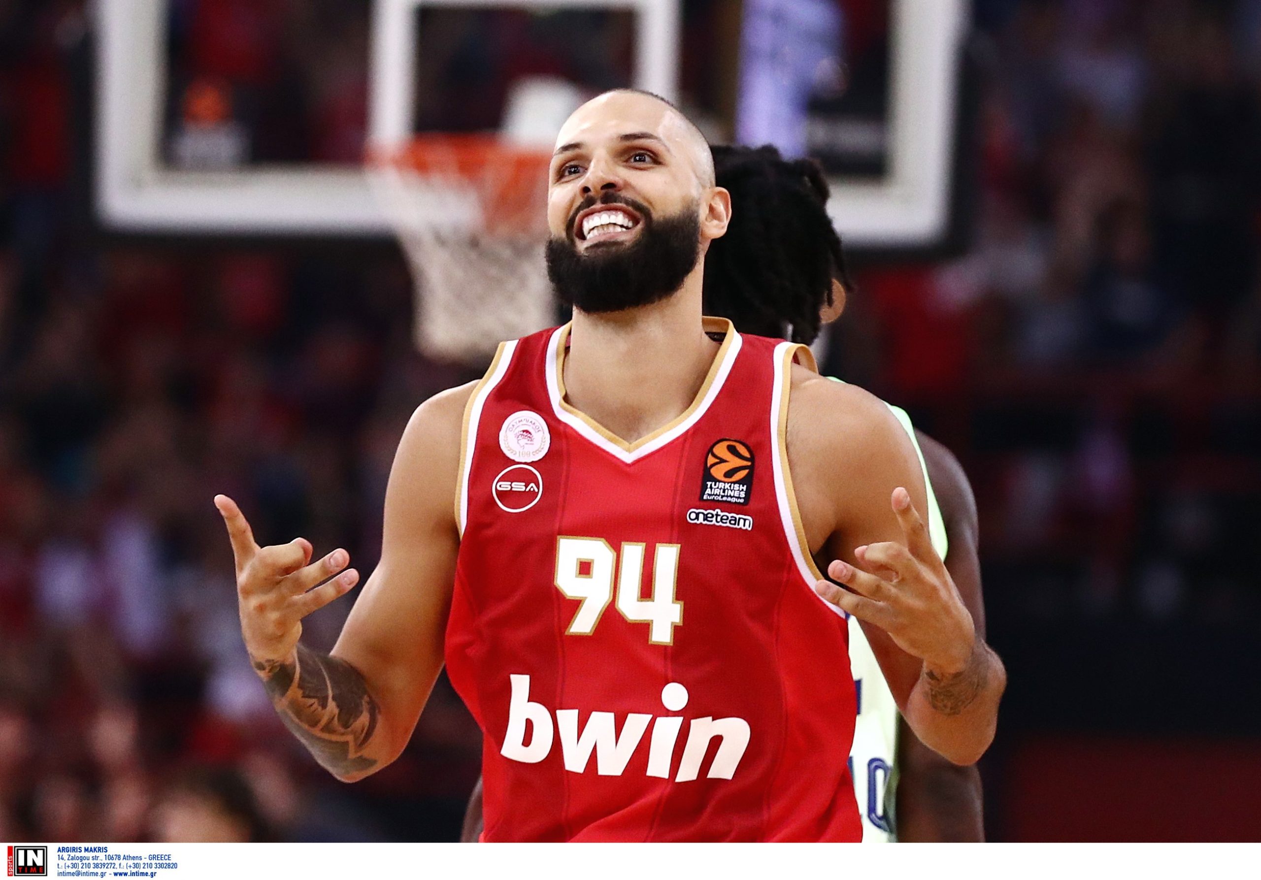 Ολυμπιακός – Μπαρτσελόνα 95-74: «Ερυθρόλευκο» πάρτι στο ΣΕΦ