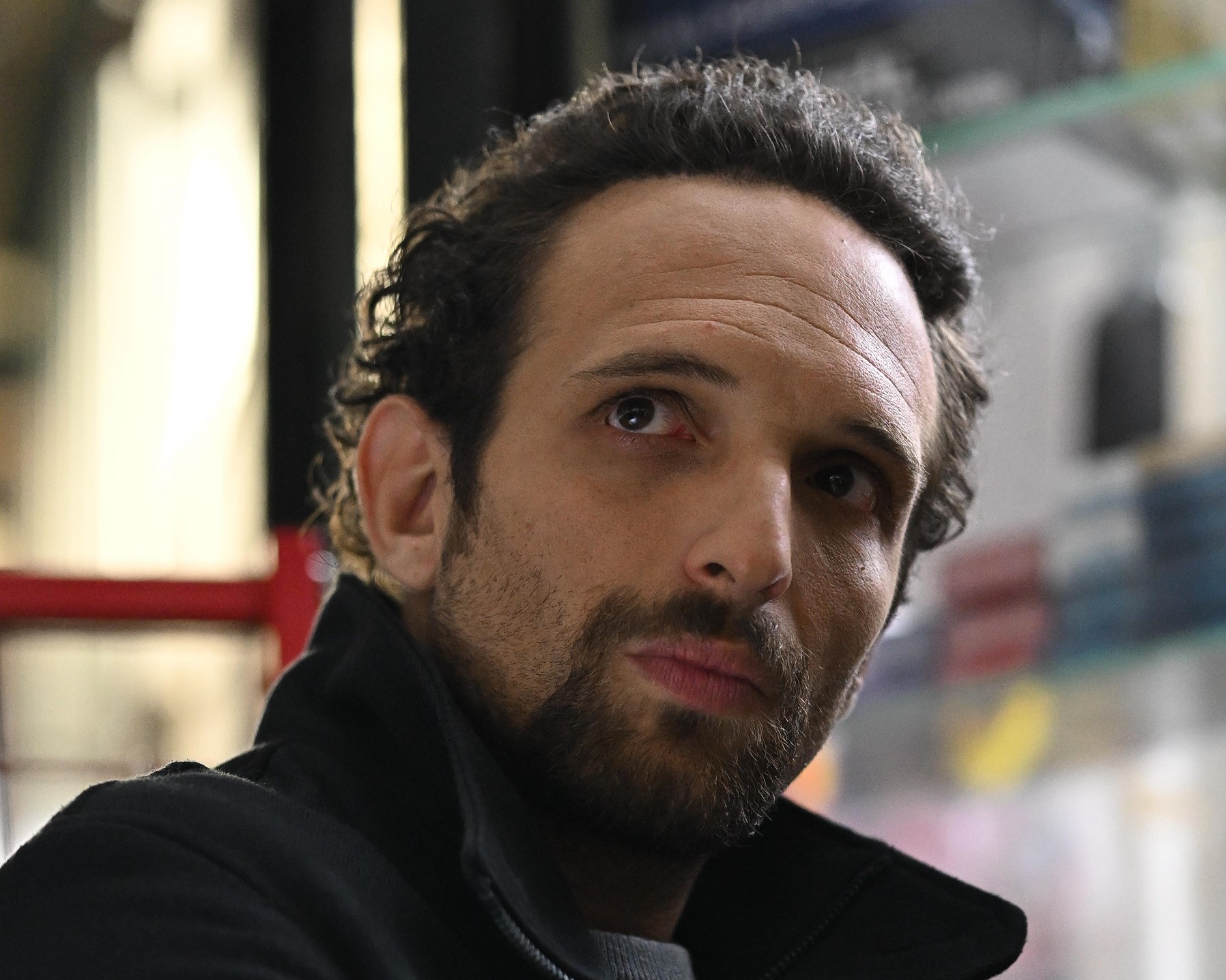 Διάφανη αγάπη: Η Άννα ανακαλύπτει ότι είναι έγκυος στο μωρό του Στέφανου