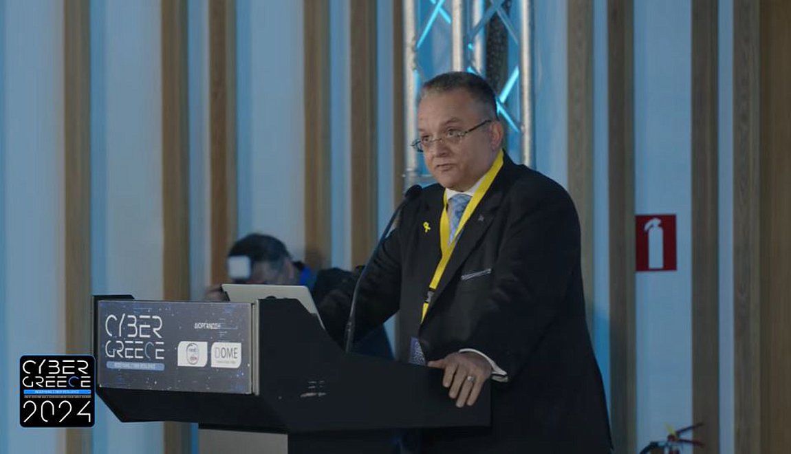 Θανάσης Κοσμόπουλος