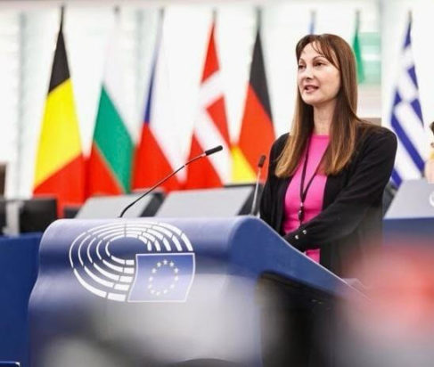 Έλενα Κουντουρά