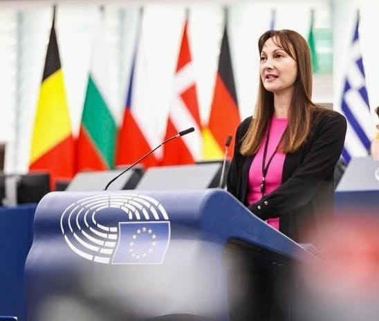 Έλενα Κουντουρά