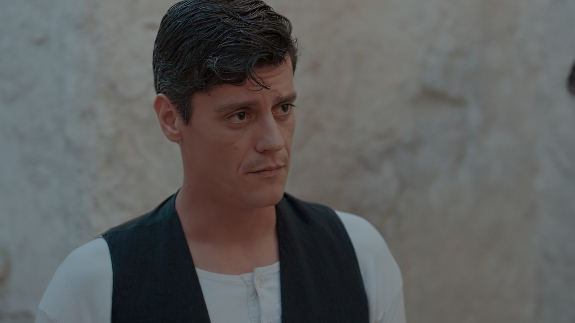 Αλέξανδρος Βάρθης: Ο Βλάσης του Grand Hotel στη σειρά για την Κάλλας της ΕΡΤ1