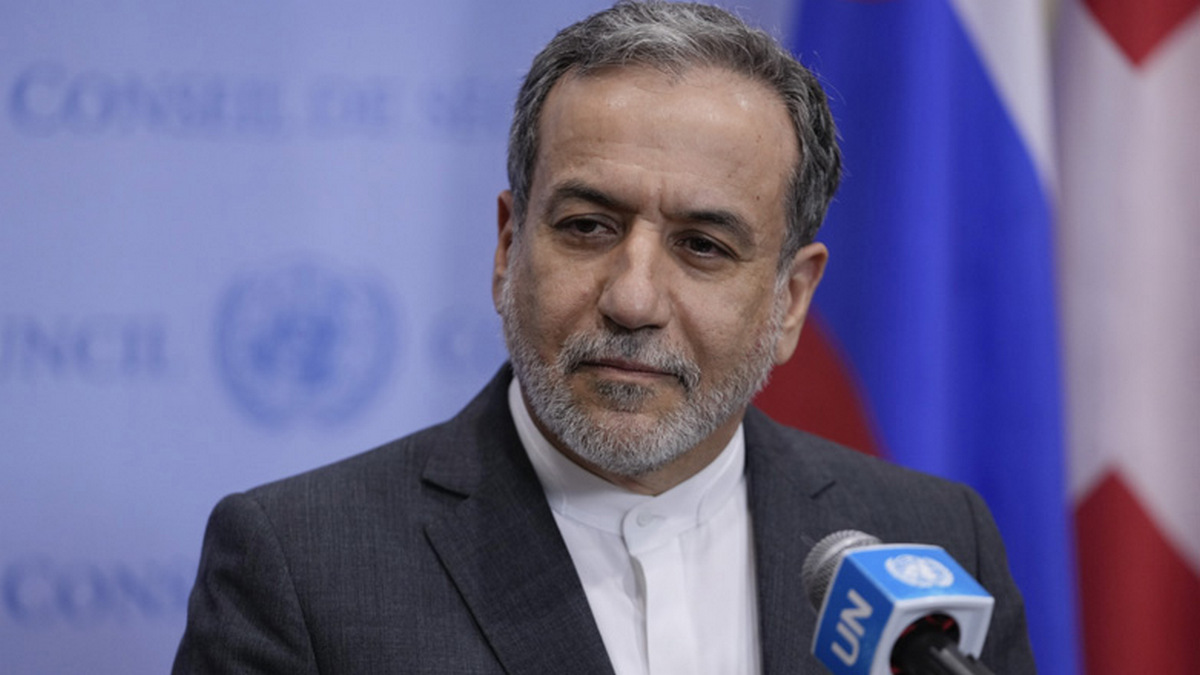 Ιράν: Δεν έχει κόκκινες γραμμές όταν πρόκειται να υπερασπιστεί τον λαό του, λέει ο υπουργός Εξωτερικών