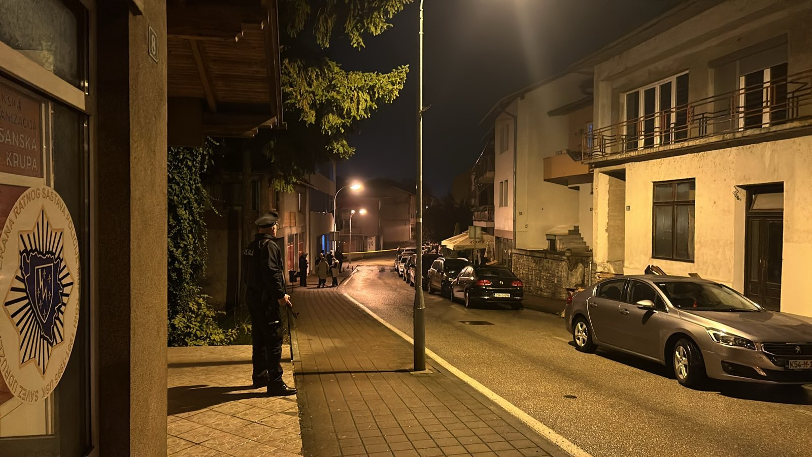 Βοσνία: 15χρονος μαχαίρωσε αστυνομικούς μέσα σε ΑΤ – 1 νεκρός και ένας τραυματίας