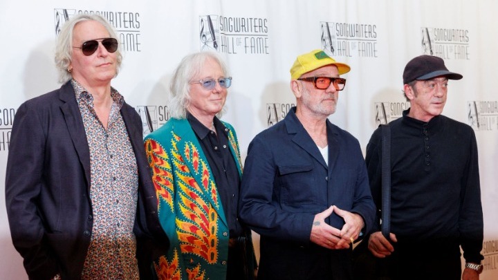 Οι R.E.M. κυκλοφόρησαν νέο βίντεο του «I Believe» για να ενθαρρύνουν τους πολίτες να ψηφίσουν