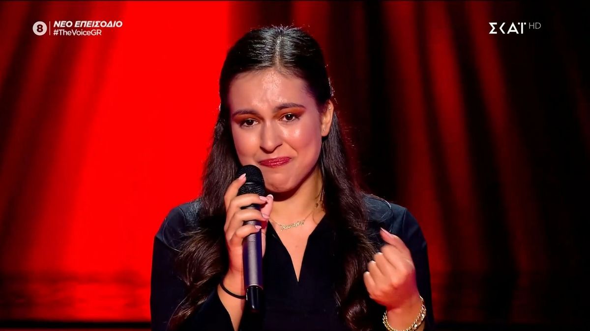 The Voice: Διαγωνιζόμενη κατέρρευσε στην σκηνή και ο Μαζωνάκης έτρεξε κοντά της – «Στα 16 μου είχα ξανάρθει και δεν πέρασα» – ΒΙΝΤΕΟ