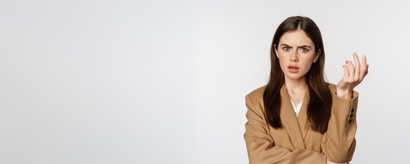 Τα πεθερικά της εξαφάνισαν τα λεφτά του άνδρα της χωρίς να ρωτήσουν – «θέλω να τους ξεκόψω»